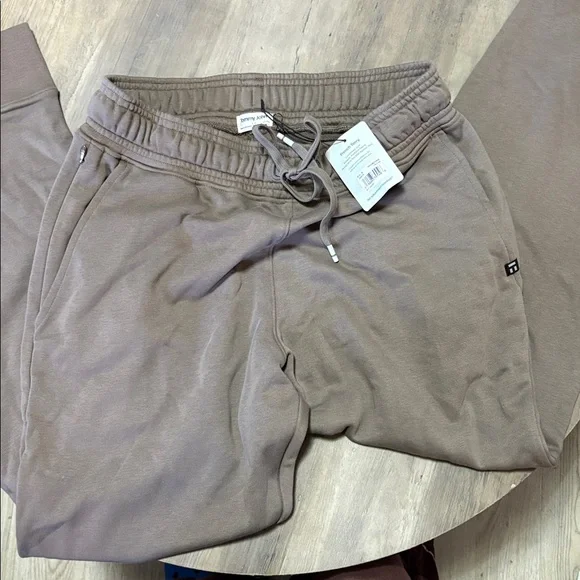 Men’s Tommy John Taupe Hoodie and Jogger Set